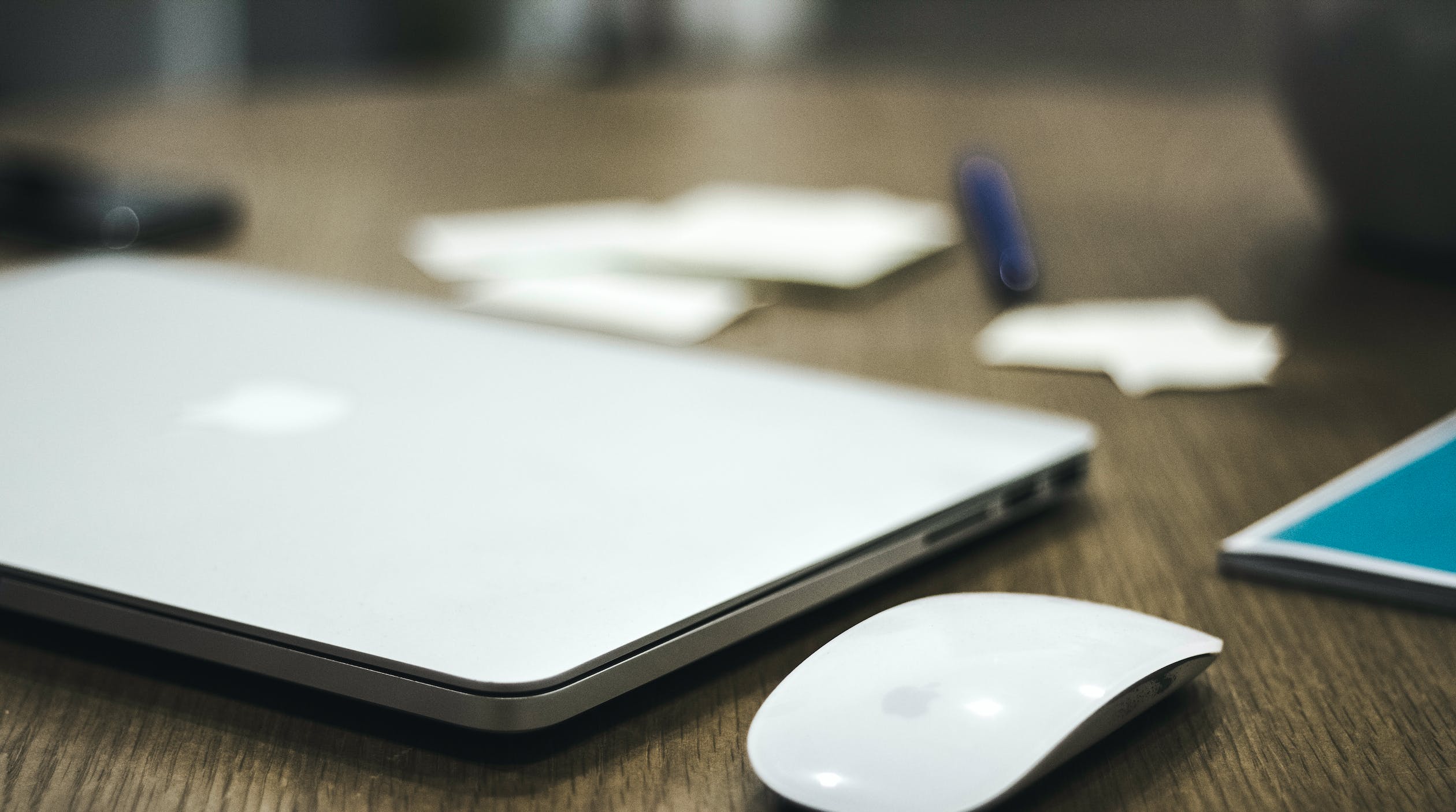 Freelancers desk setup