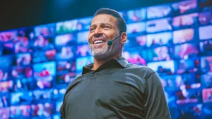 Tony Robbins photo