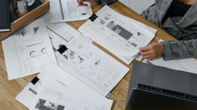 B2B copywriter working at desk